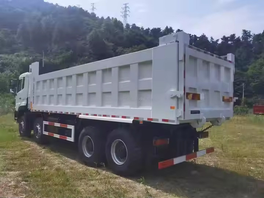 Vente de Dongfeng en Afrique Charge utile lourde 50T 375hp Transmission manuelle carburant diesel 8*4 camion-citerne