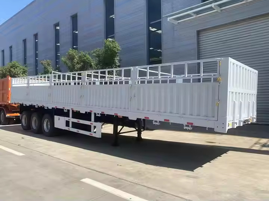 Trailers pour bétail de 100 tonnes Trailers pour bétail de 3 essieux Cargo Animaux Canne à sucre Transporteur