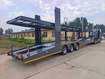 Semi-remorque de transport de voiture fiable pour le transport de voitures efficaces assurant une protection maximale