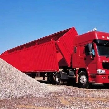 Semi-remorque à 3 essieux à bascule pour le transport des mines de charbon conçue pour un transport efficace